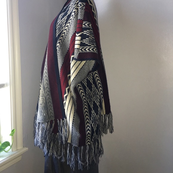 Aztec Print Sweater - Picture 2 of 7